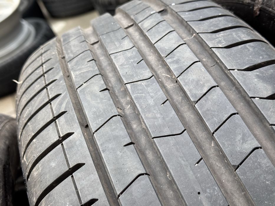 235/50/R19 Pirelli Pzero 4бр летни dot1523