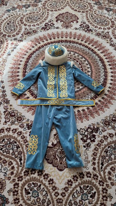 Продам национальный одежду