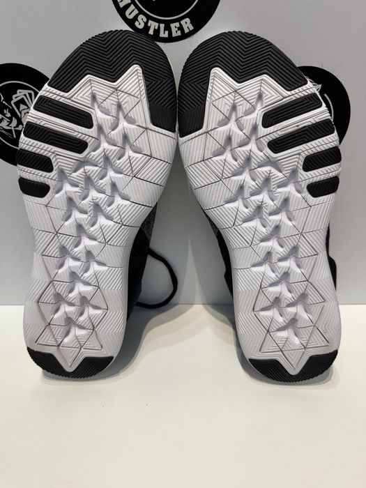 Маратонки NIKE FLEX TR9.Номер 37.5