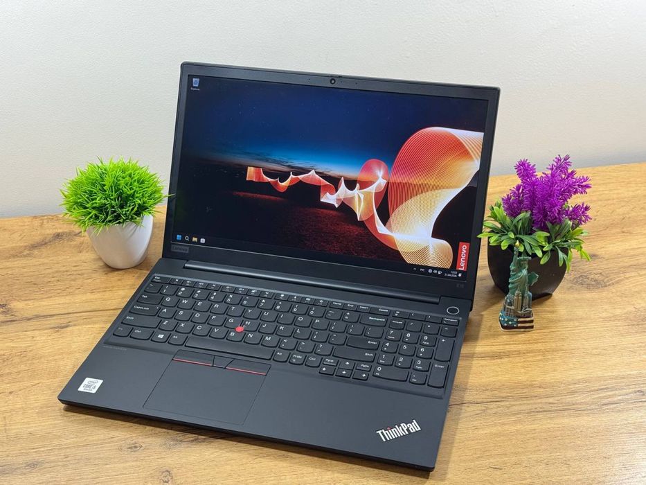 Lenovo ThinkPad 15 sensor i5 dasturlash bugalteriya trading