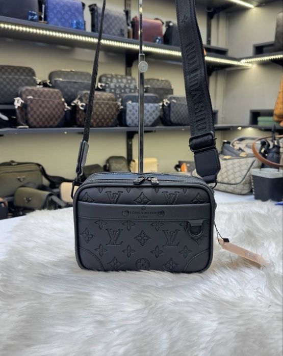 Louis Vuitton Чанти