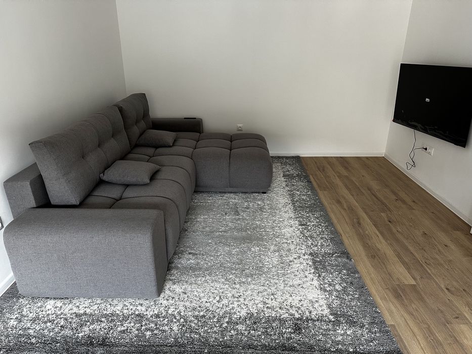 Inchiriez apartament cu 2 camere Maurer Residence — fotografia 1