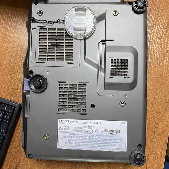 Проектор EMP-81 на запчасти
