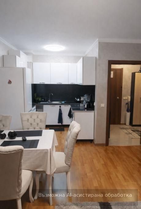 Дава се под наем Двустаен апартамент в к.к. Св.Св. Константин и Елена - 70 кв.м за 598.23 € - Снимка #1