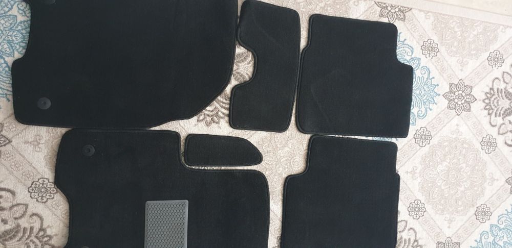 Автомобильные коврики
