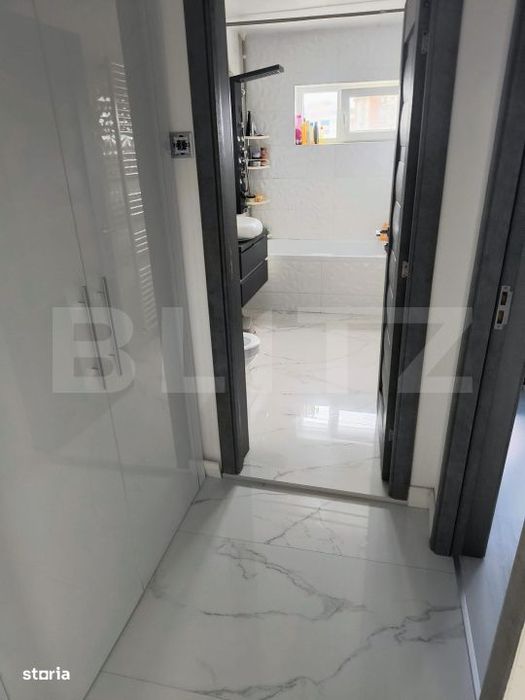 Apartament de vanzare, 3 camere, 100 mp - Balta