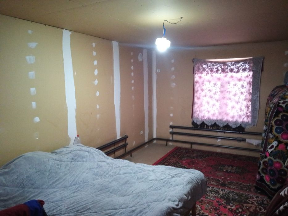 Hovli sotiladi 15 sotix pulini kelishamiz