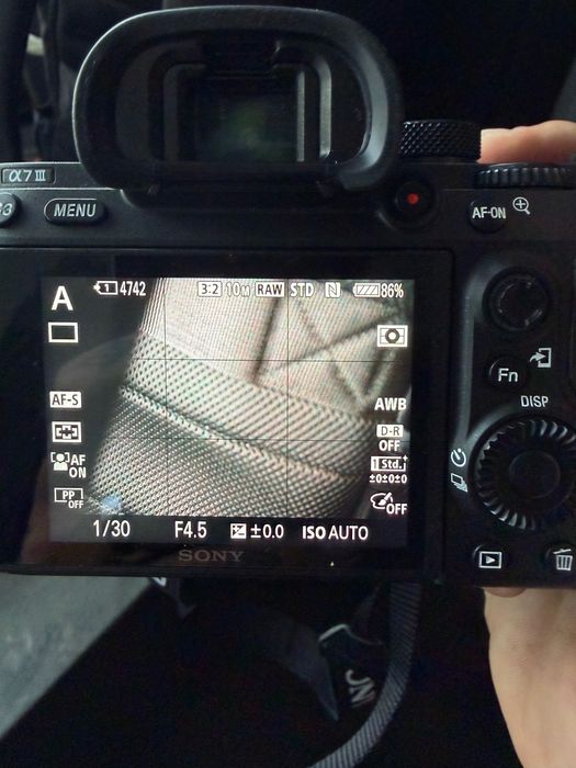Sony A7 III + 3 обектива + карта, 2ра батерия, зарядно, чанта, други аксесоари