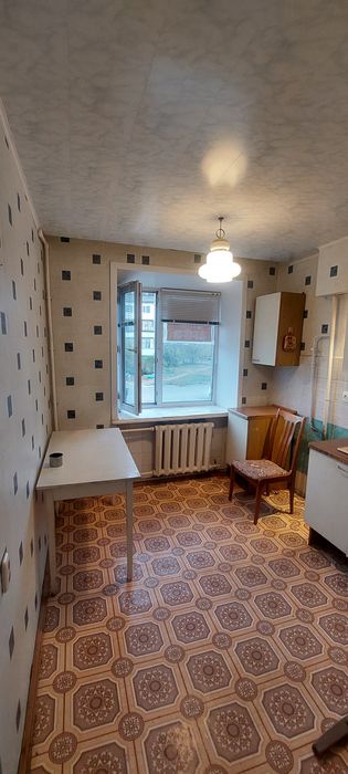 Продам 3х ком.кв. 6 мик. д.61