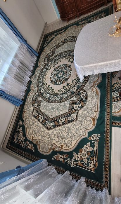 Продам ковёр б/у