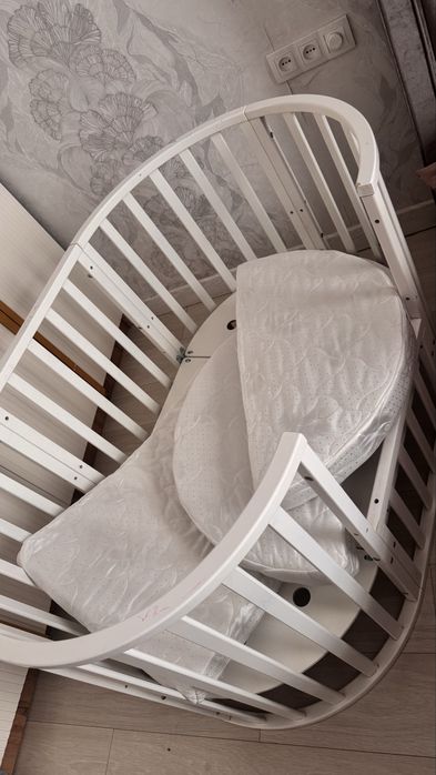 Продам детскую кровать трансформер