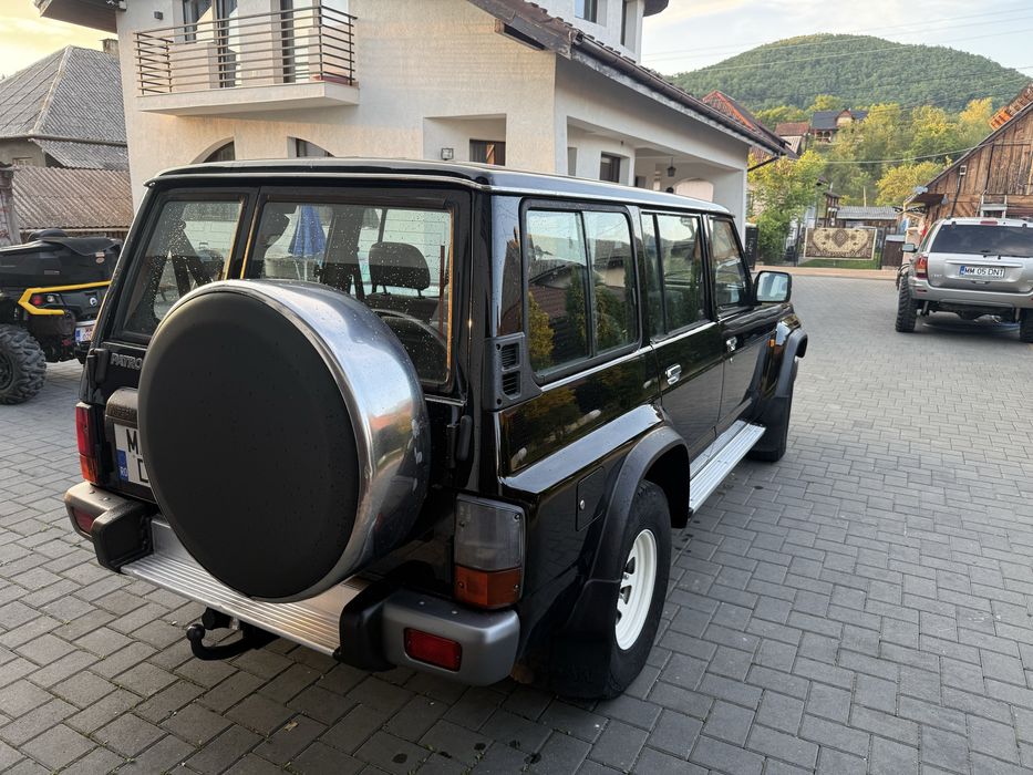 Nissan patrol y60