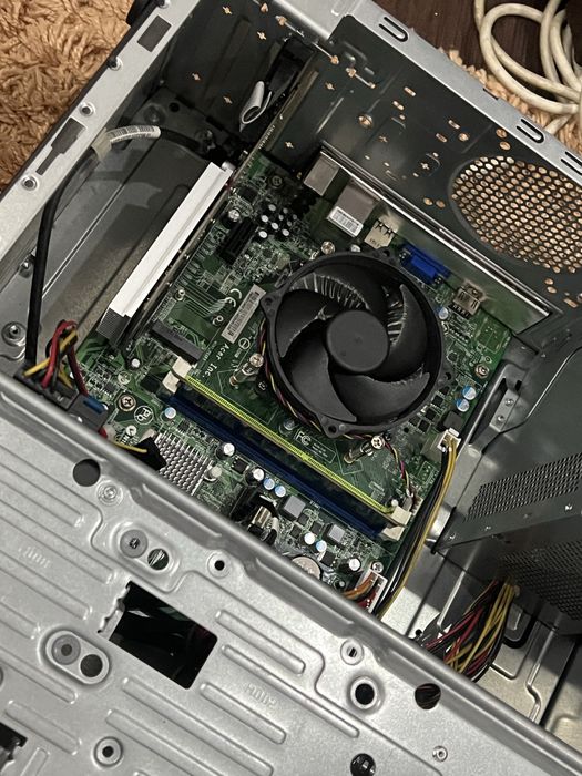 Unitate PC Acer i3