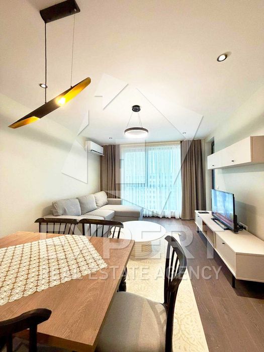 Дава се под наем Двустаен апартамент в Варна, Морска градина - 57 кв.м за 648.21 € - Снимка #1