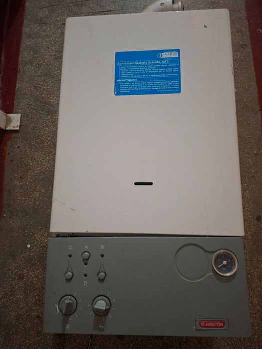 Centrala gaz ariston
