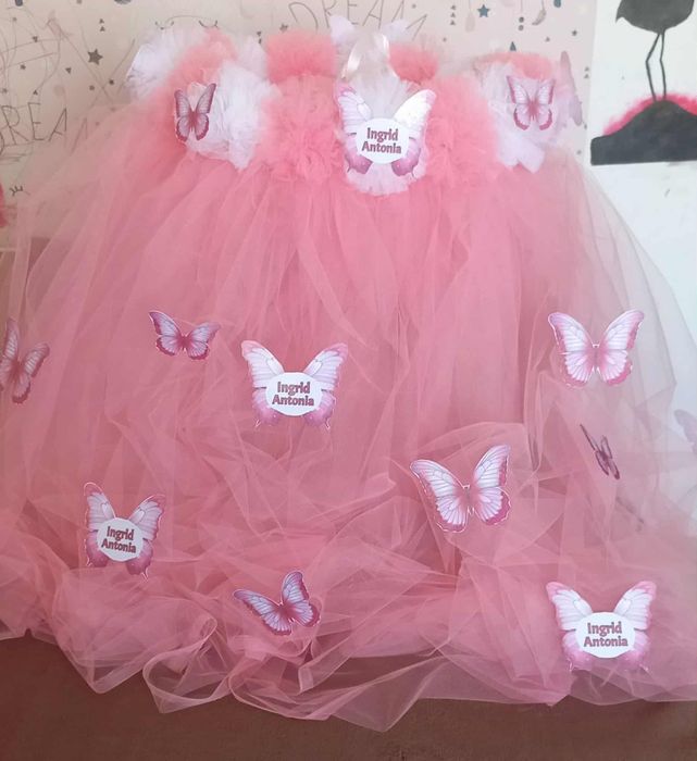 Aranjamente cristelniță personalizate