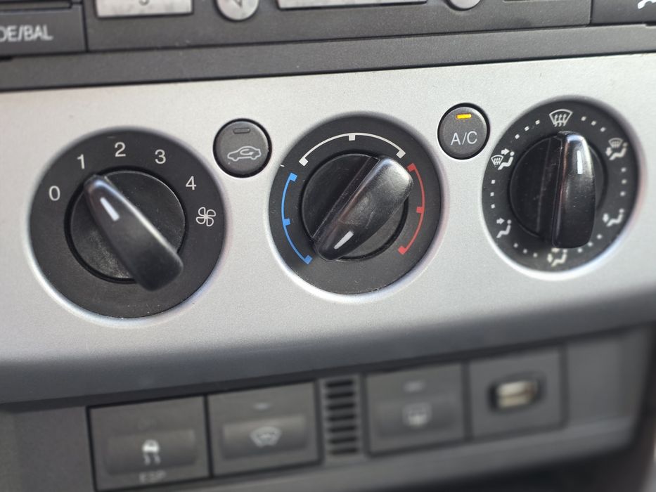 FORD Focus 2006 — imagine 2