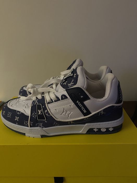 Adidasi Louis Vuitton
