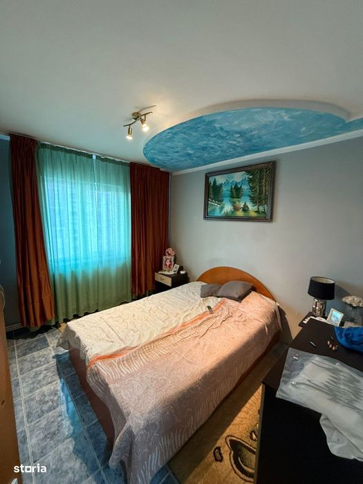 3 CAMERE cu bucatarie mare, Narcisa
