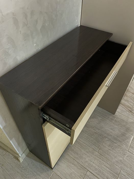 Тумба для обуви, обувница