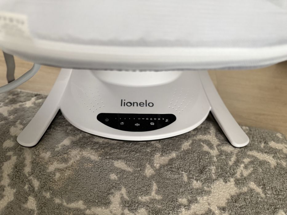 Balansoar si landou, Lionelo, Rotative 360, Ecran tactil si telecomanda, Electric, Scaun reglabil