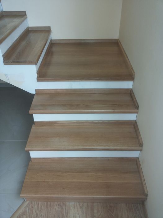 Blaturi lemn masiv, trepte lemn masiv   trepte si scari stejar,cireș,n