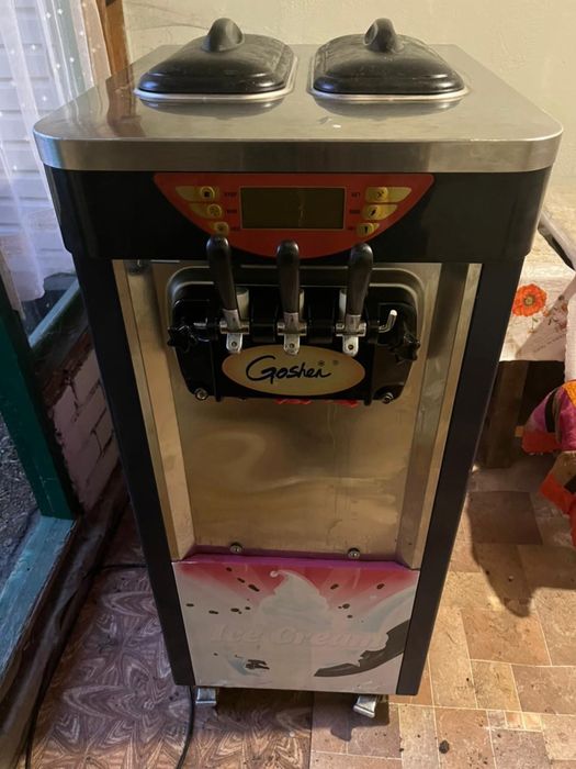 Фризер для мороженного/Аппарат для мороженного