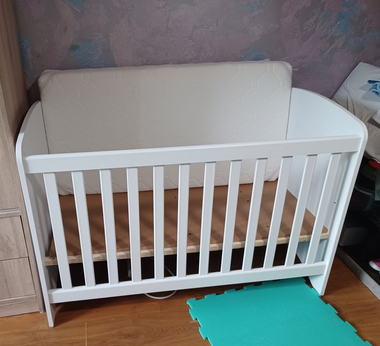 Бебешко креватче