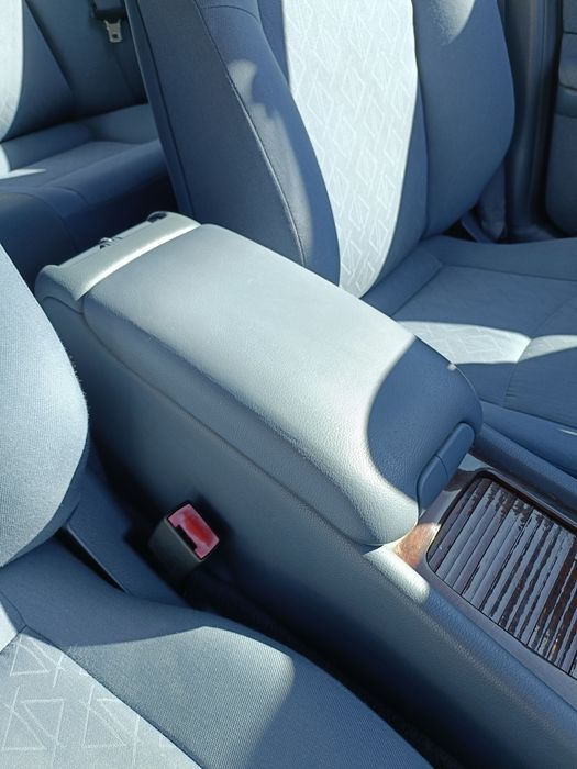 2004 Mercedes C180 бензин