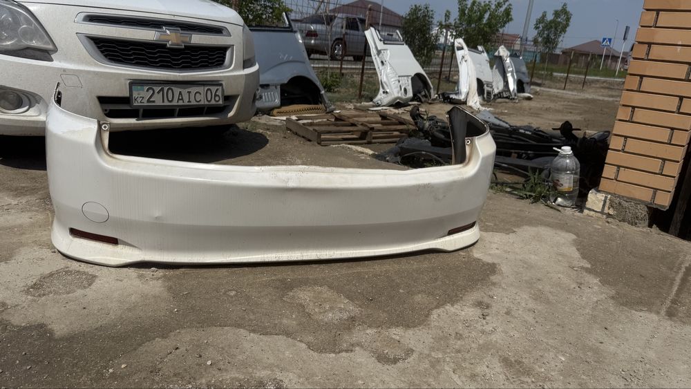 Запчасти Toyota ipsum