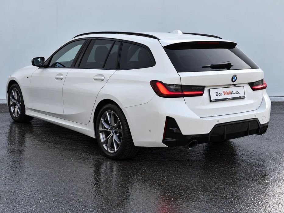 BMW Seria 3 2023 — imagine 24