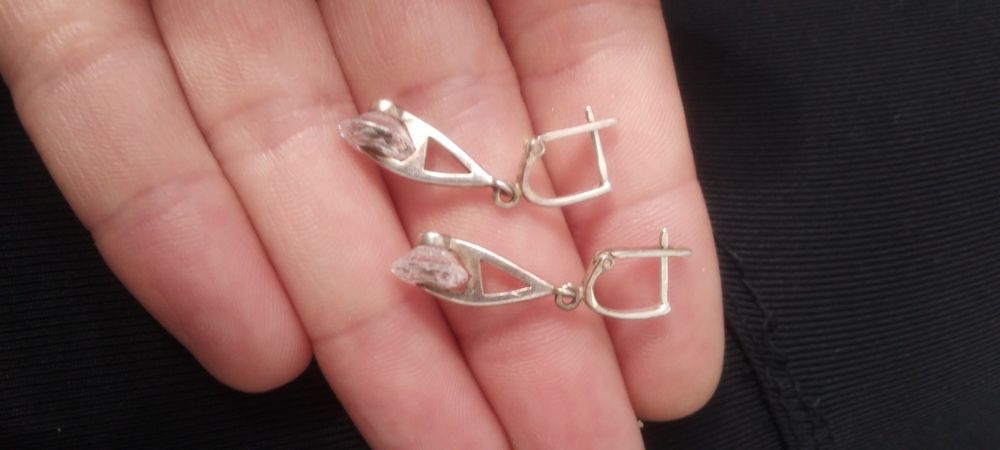 Сребърни обеци с въртящ се камък