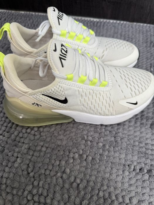 Дамски маратонки Nike