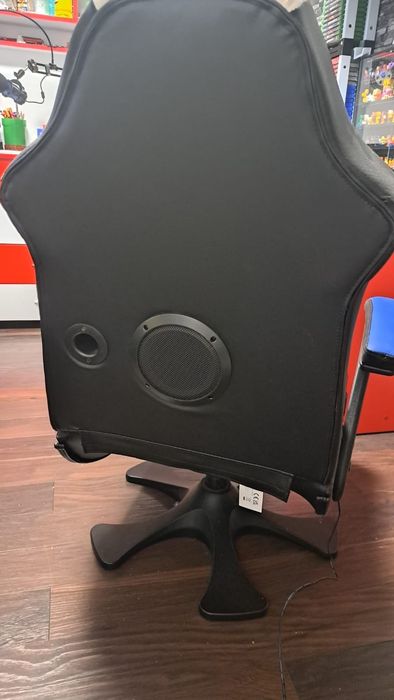 Scaun Gaming xRocker Legend 2.1