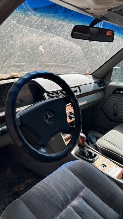 Мерседес бенз 200д
