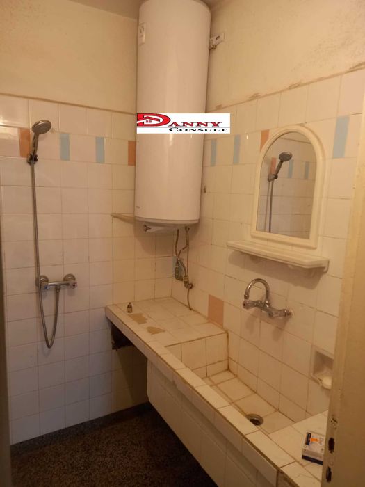 Продава се Тристаен апартамент в Велико Търново, Акация - 80 кв.м за 1625 €/кв.м - Снимка #7