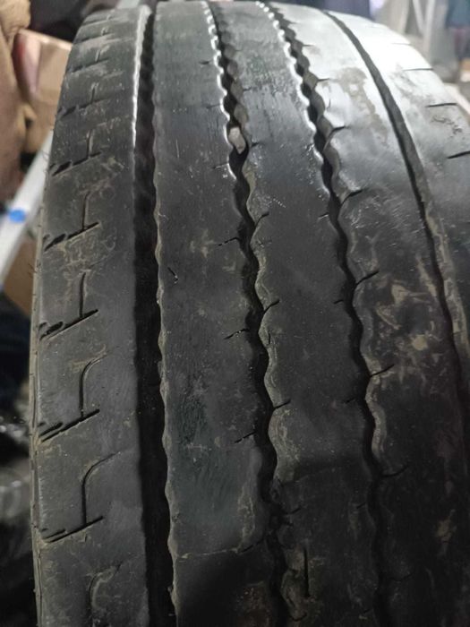 Шины грузовые 235/75/17,5