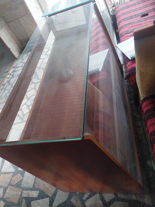 Витрина за магазин