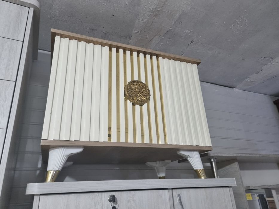 Sandiqlar arzon narxda har xilidan bor