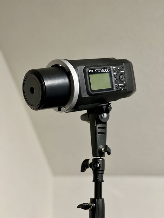 Godox AD 600B + troller + softbox 140cm