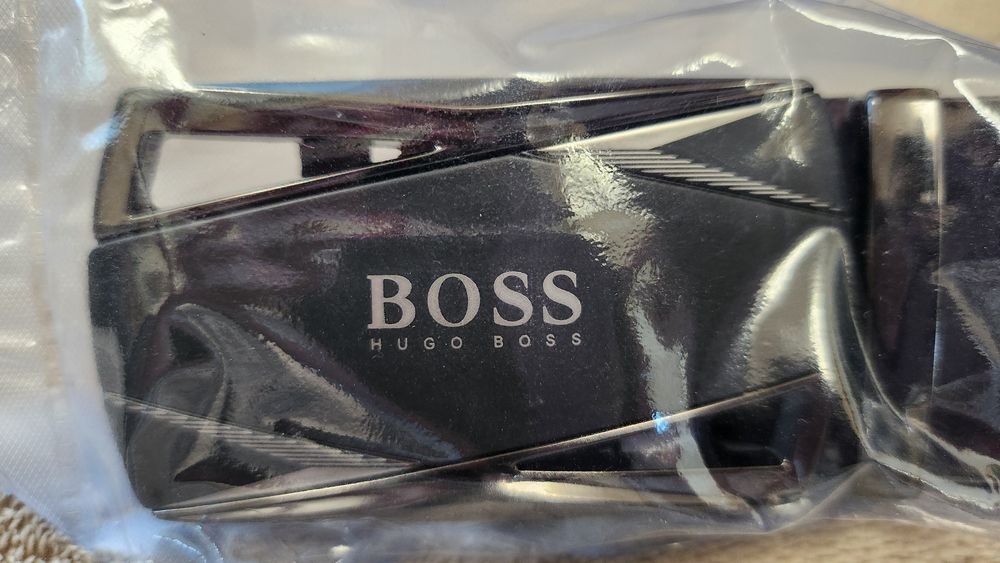 Двулицеви мъжки колани BOSS