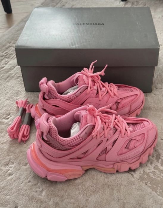 Balenciaga Track