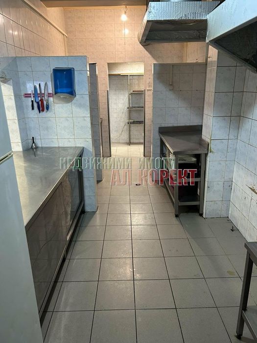 Заведение в Варна-Цветен площ 120кв. м.  цена 185000 евро
