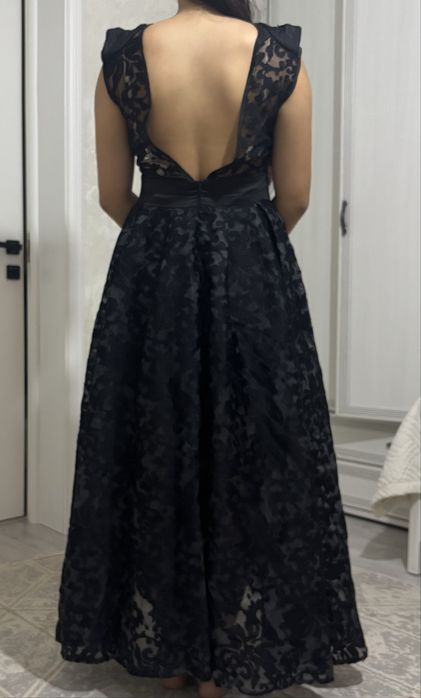 Платье вечернее в очень хорошем состоянии