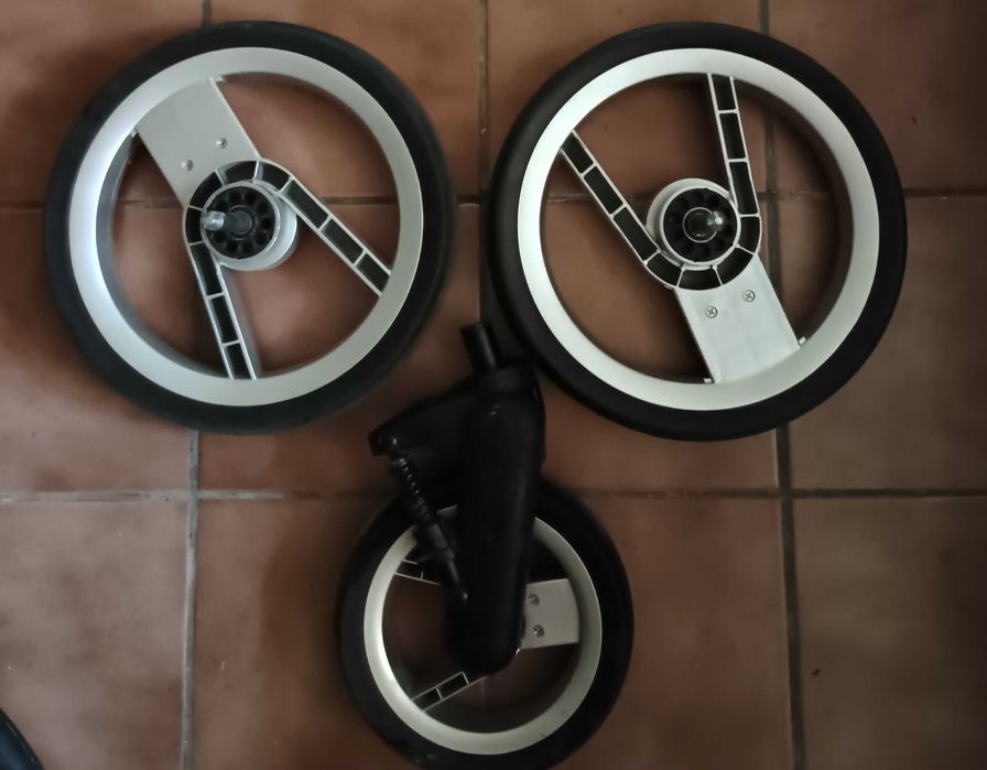 Задни колела за количка Mutsy I2