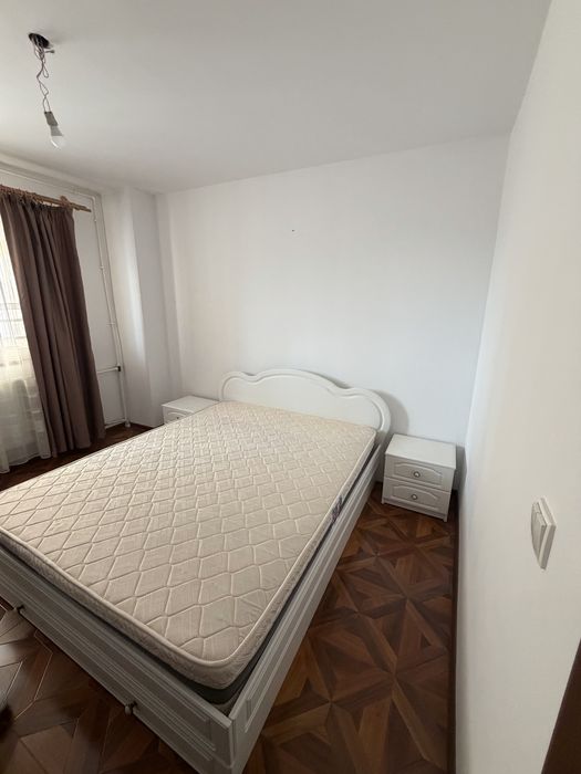 Dormitor alb + saltea