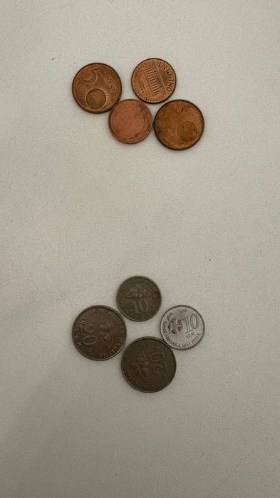 Продам разные монеты