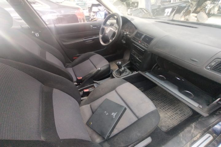Piese Volkswagen VW Golf 2000 1.4 MT (75 hp)