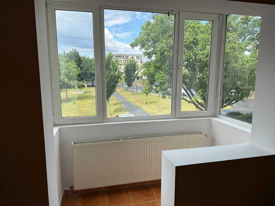 vand apartament 2 camere