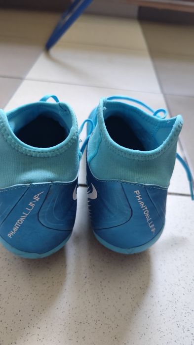 Ghete fotbal Nike Phantom LUNA II